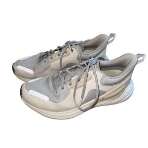 Lululemon Blissfeel Trail Running Shoes Women 7 Silver Drop Vapor Good LW9EPZS